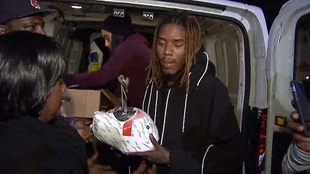 Willie Maxwell Fetty Wap distributes Thanksgiving turkeys in Patterson