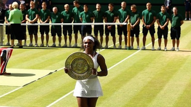 American Serena Williams beats Spaniard Garbine Muguruza in Wimbledon and wins Her 21 th Grand Slam title